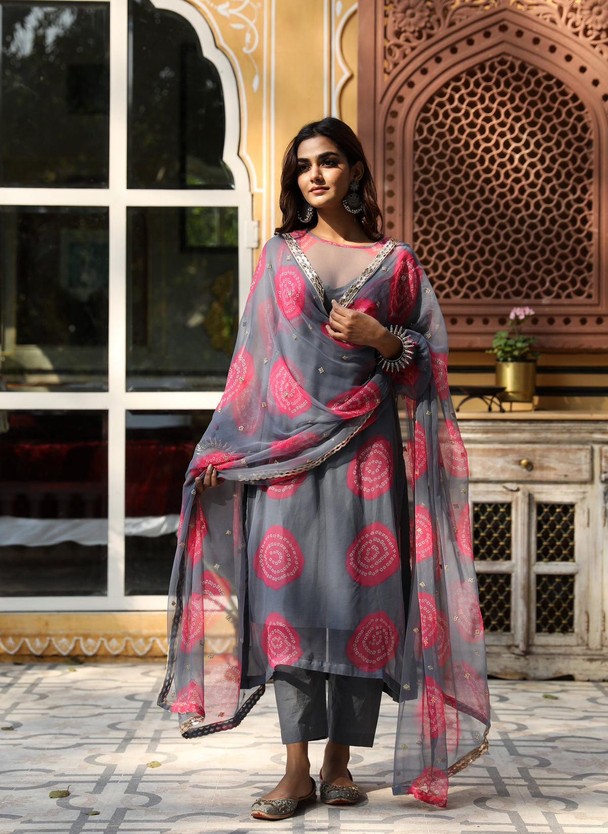 Georgette Bhandej Minal Grey Straight Kurta Set With Dupatta