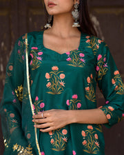 Upada Silk Mehnaaz Green Kurta Set Chikan Pants With Organza Dupatta 2