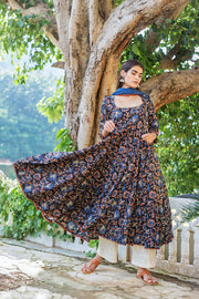 Myra Black Cotton Anarkali Set With Doriya Dupatta 4