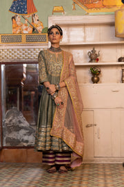 Chanderi Gota Patti And Zari Detailed Nahal Grey Anarkali Set With Organza Dupatta 4
