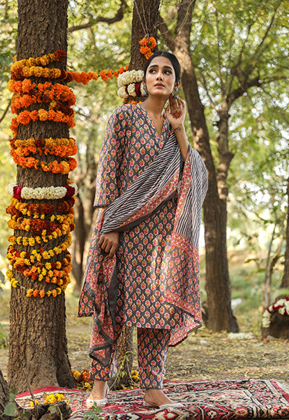 NISHA GREY STRAIGHT SET Gulabo Jaipur