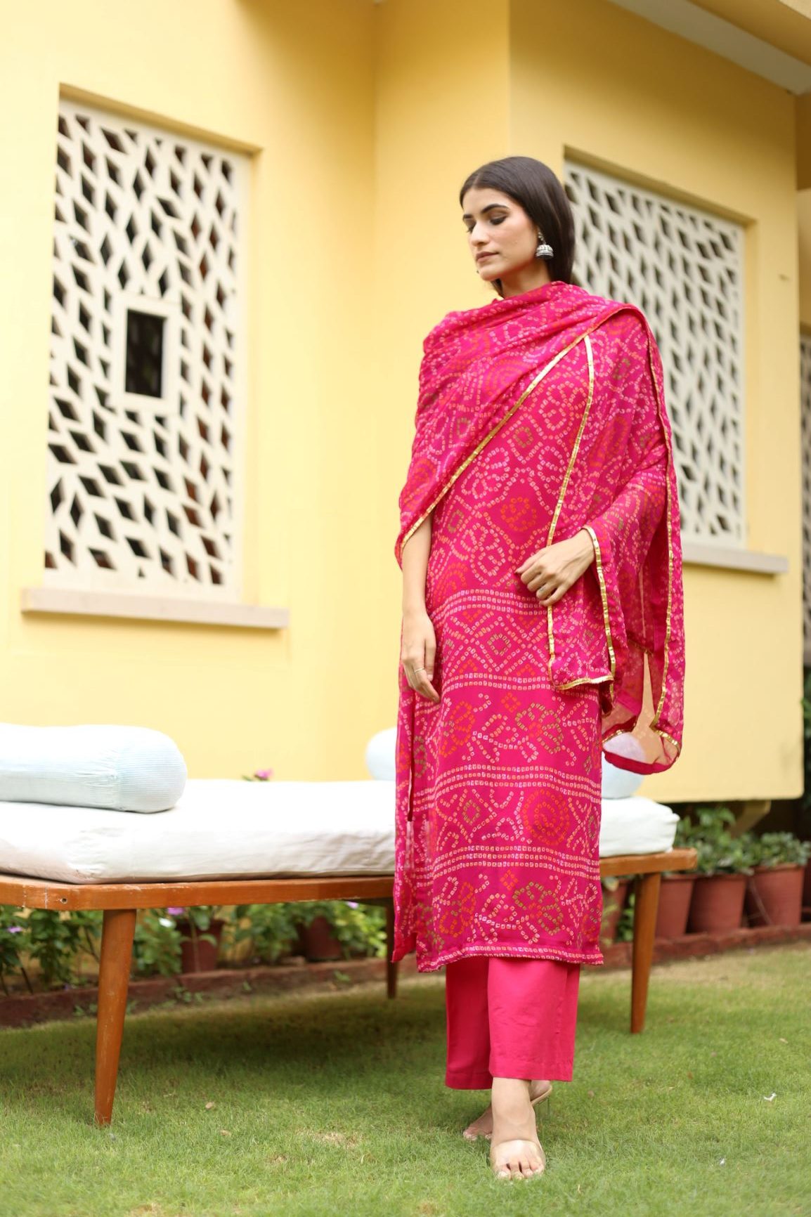Georgette Bhandhani Naaz Pink Straight Kurta