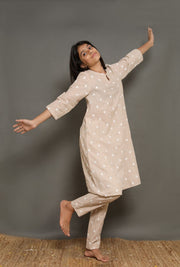 Naina Grey Floral Embroidered Set With Pants 3