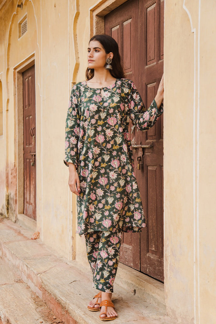 Nida forest set Gulabo Jaipur