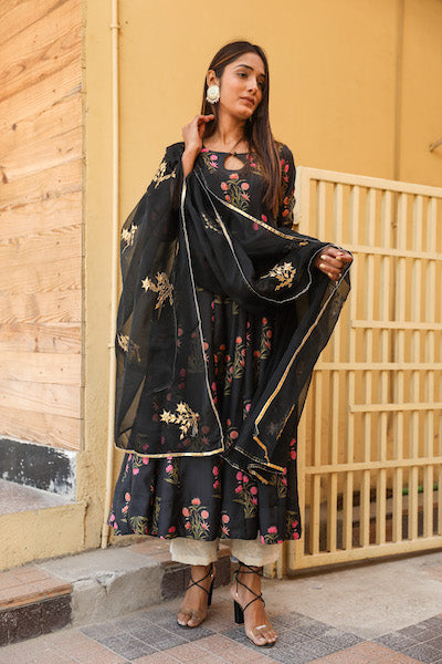Nidraa Black Set Gulabo Jaipur