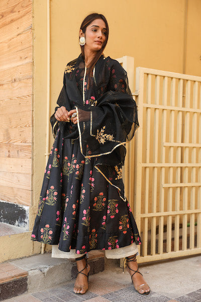Nidraa Black Set Gulabo Jaipur