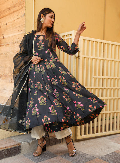 Nidraa Black Set Gulabo Jaipur