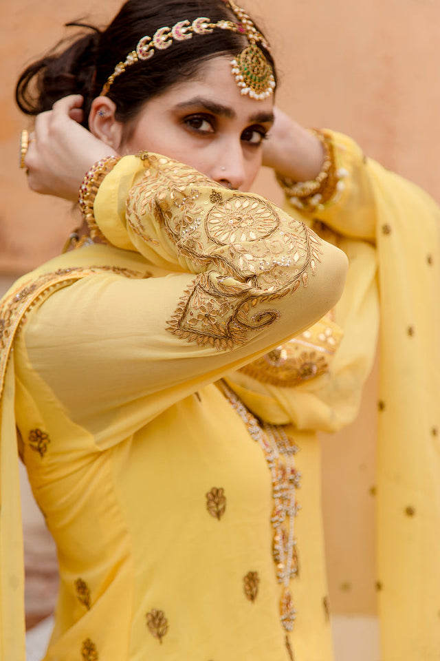 Georgette Nimrat Yellow Lehenga With Matching Dupatta