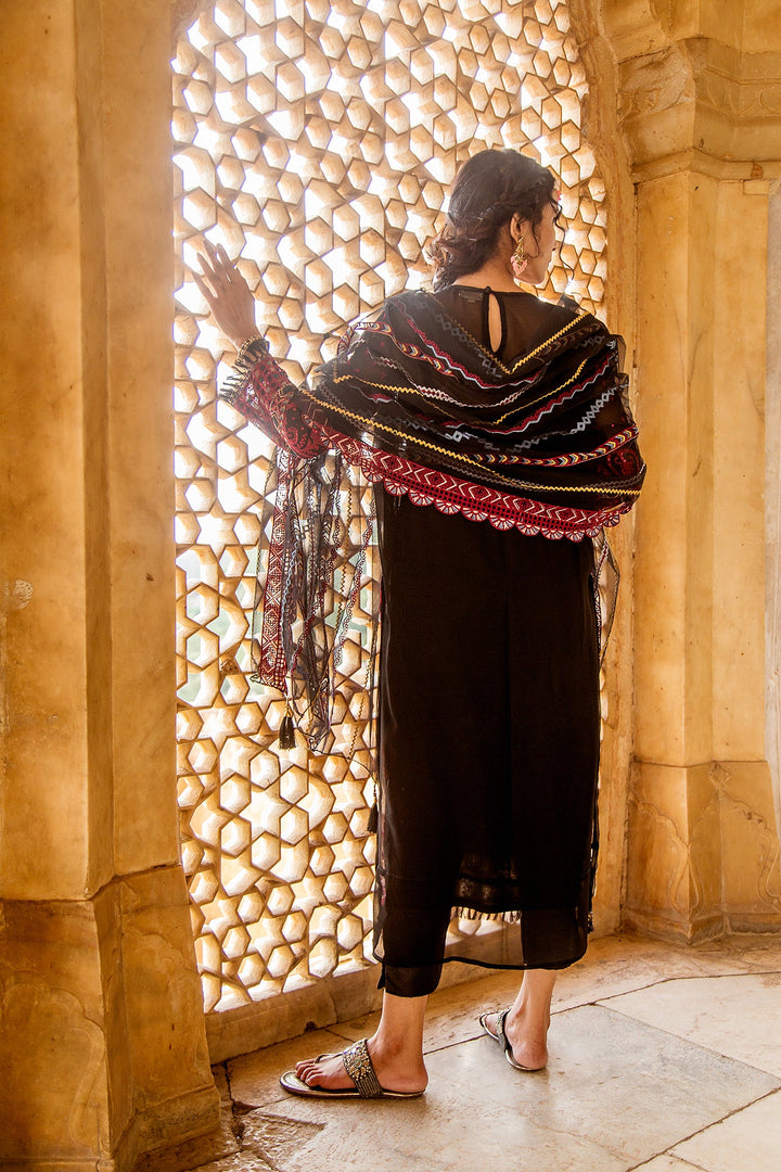 Norin Black Set Gulabo Jaipur