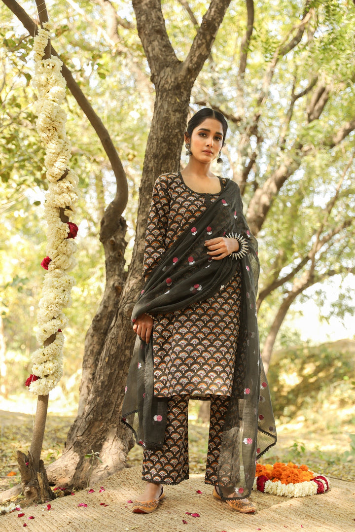 RAAJI BLACK STRAIGHT SET Gulabo Jaipur