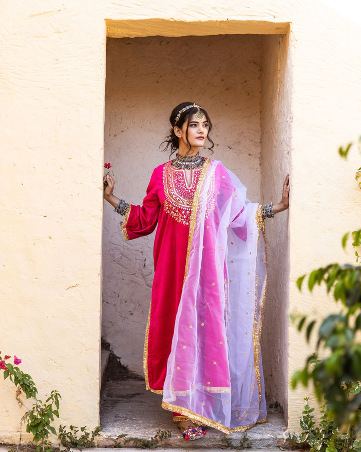 ROSA PINK SET Gulabo Jaipur