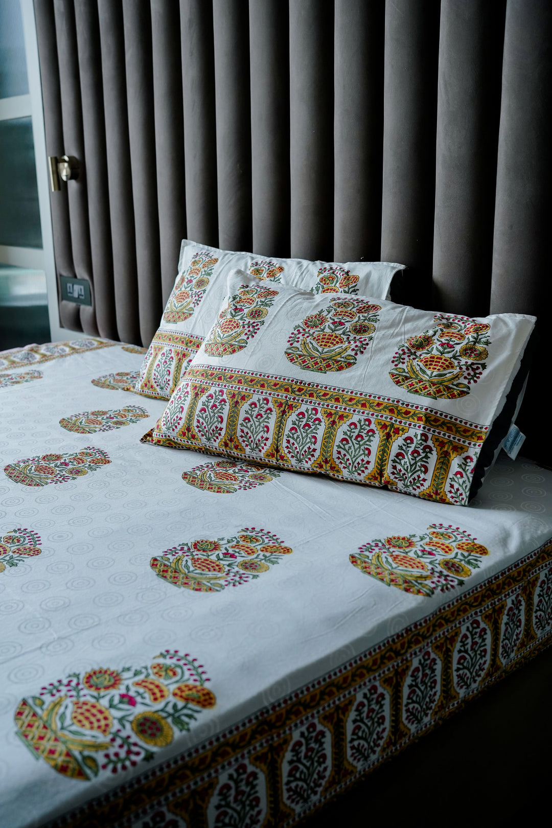 MUSTARD FLOWER POT BEDSHEET