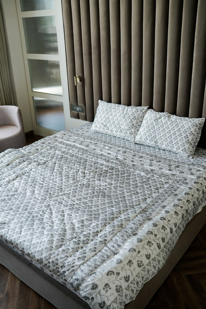 GREY FLOWER JAAL BEDSHEET SET