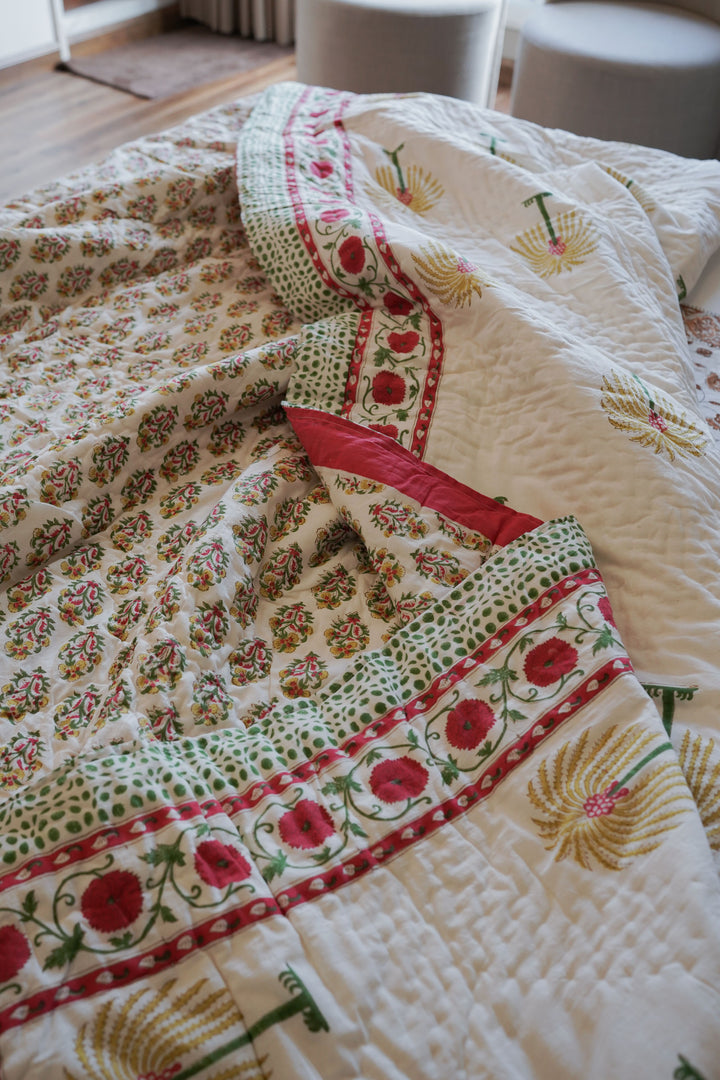 YELLOW PALM QUILT