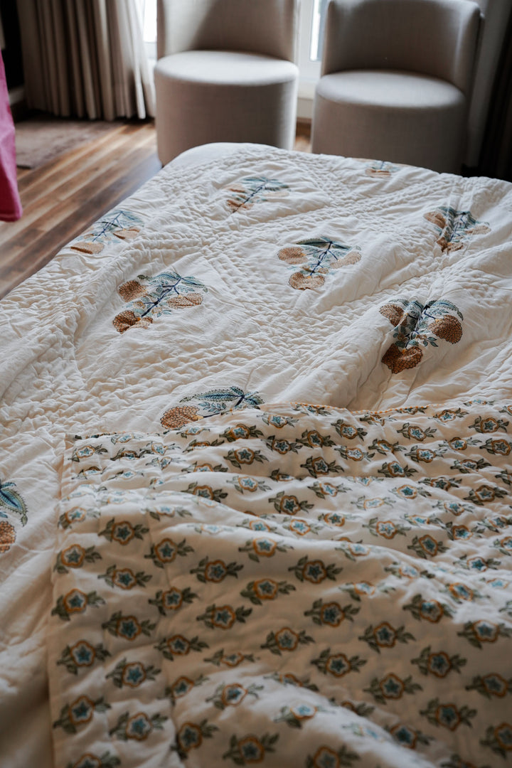 YELLOW MARIGOLD QUILT