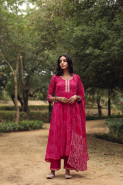Bhandhani Georgette Sama Pink Anarkali 4