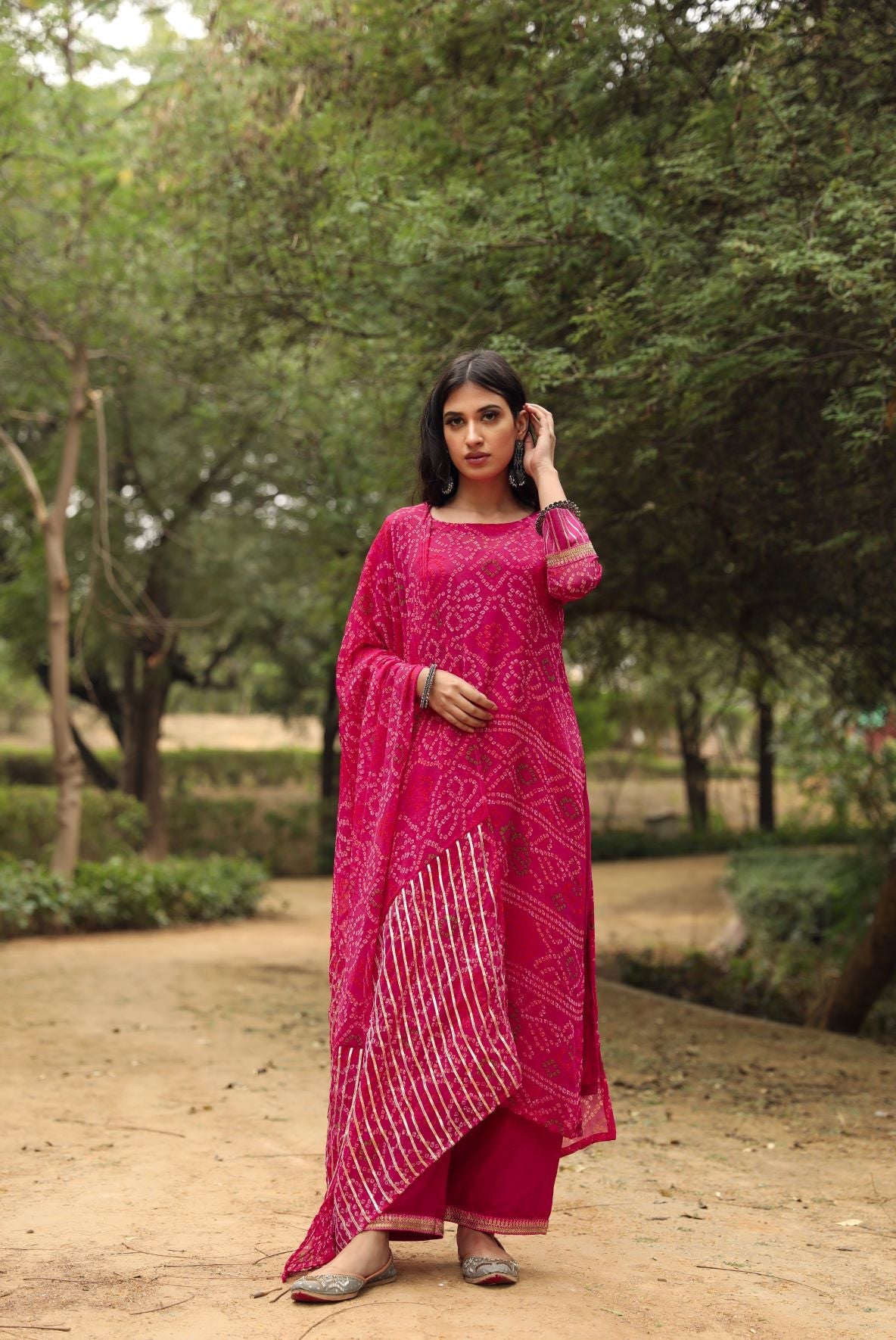 Georgette Bhandhani Sama Pink Straight Kurta