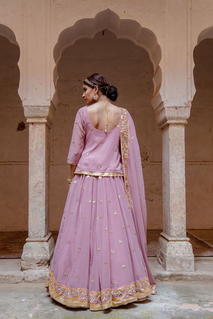 Top 107+ jaipuri wedding lehenga online - songngunhatanh.edu.vn