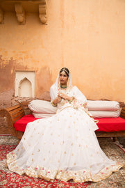 Georgette Kachi Patti Shagun White Lehenga With Dupatta 4