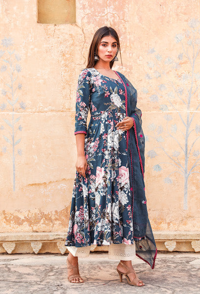 RIWAAZ 3 BY LILY & LALI EXCLUSIVE SONAKSHI SINHA PARTY WEAR SUITS DESIGNER  PIECE - Reewaz International | Wholesaler & Exporter of indian ethnic wear  catalogs.