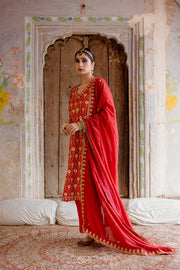 Gota And Taari Work Sweta Red Muslin Set With Dupatta 3