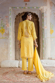 Gota And Taari Work Sweta Yellow Muslin Set With Dupatta 7