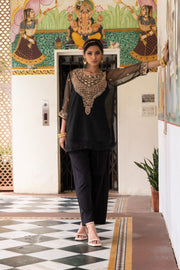 Zardozi Zifa Black Organza Kurta Set With Muslin Pant 5