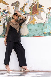 Zardozi Zifa Black Organza Kurta Set With Muslin Pant 8