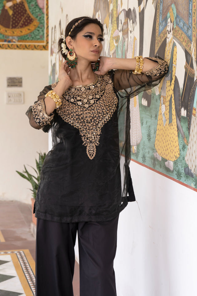 Zardozi Zifa Black Organza Kurta Set With Muslin Pant